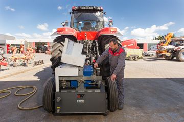 Leistungsmessung bis 300kW/400PS Leistungsmessung bis 300kW/400PS